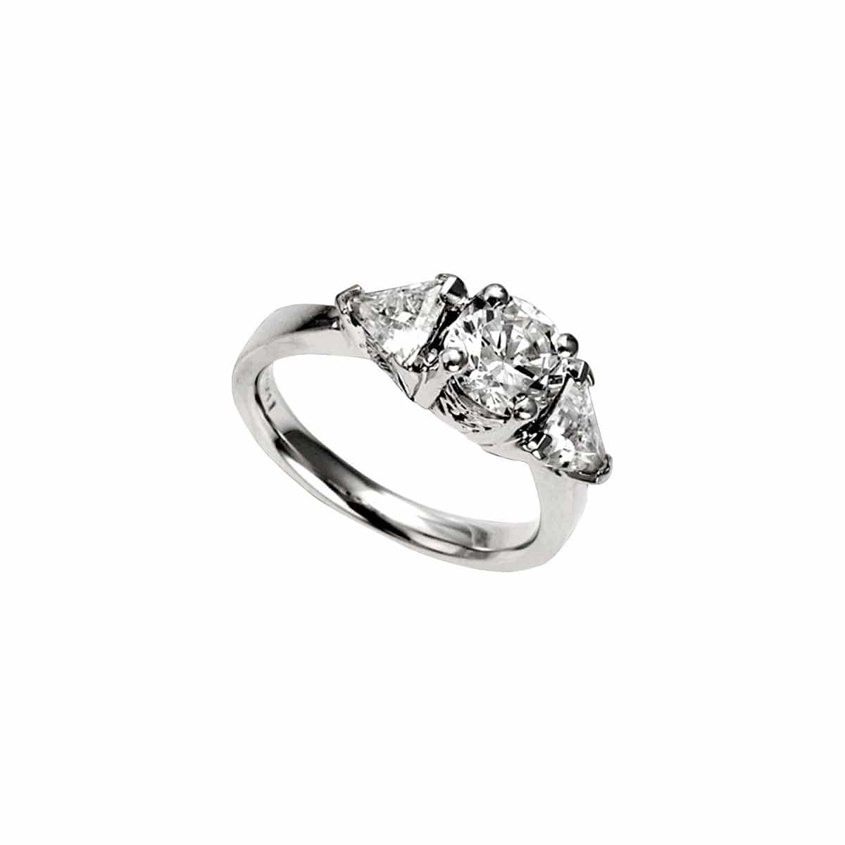 ENGAGEMENT RING - Chris Aire Fine Jewelry & Timepieces